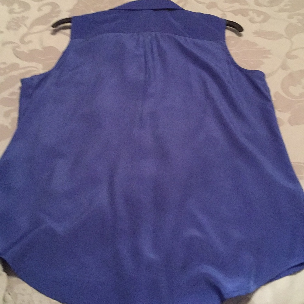 Blouse - Picture 2 of 4